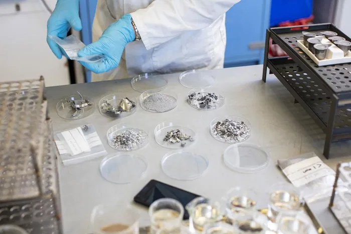 Your Cellphone Contains Many Rare Chemical Elements